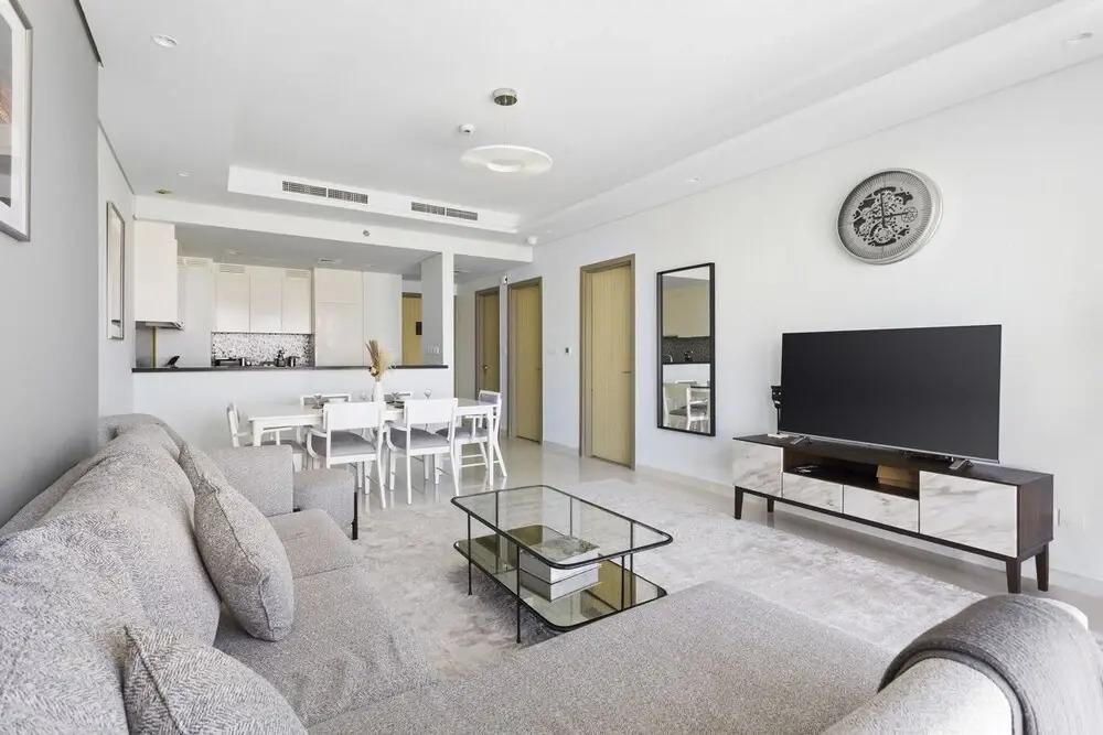 Stone Tree - Furnished 2BR with Infinity Pool