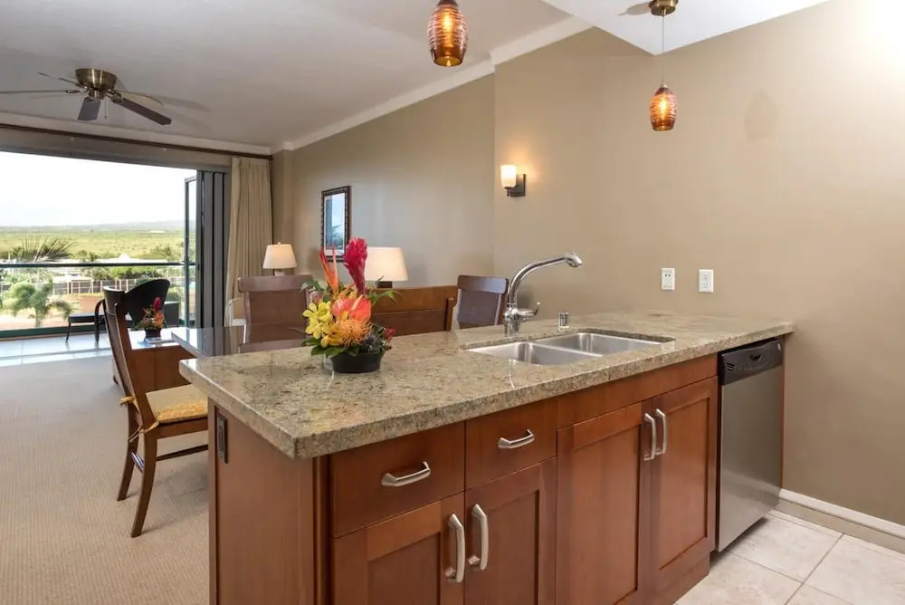 Honua Kai 2 Free Cars KBM Resorts Mountain and Ocean Views 2 Units, 5 Bedrooms HK Ml-3553