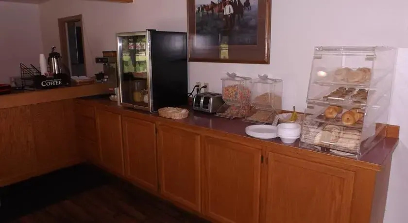Cascade Inn and Suites