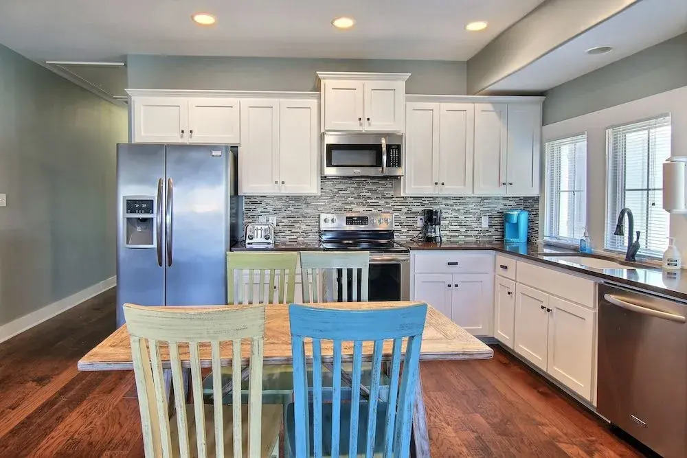 The Black Pearl 2 Bedrooms 2 Bathrooms Condo