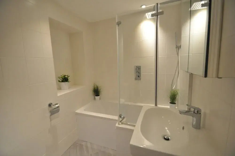 Riviera Apartments