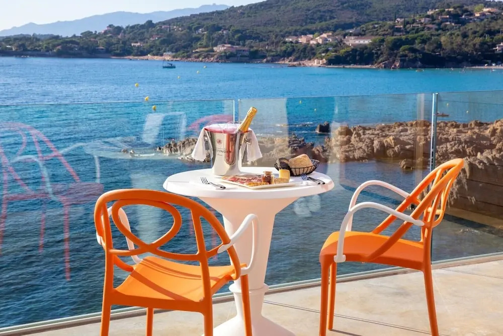 Hotel le Jardin dEmile