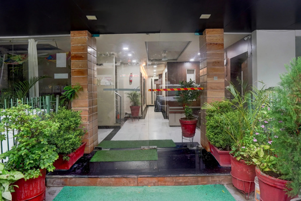 Collection O Shantivan Bus Terminal Formerly Hotel Suhagan Heights