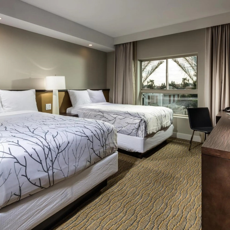 Hotel Aventura