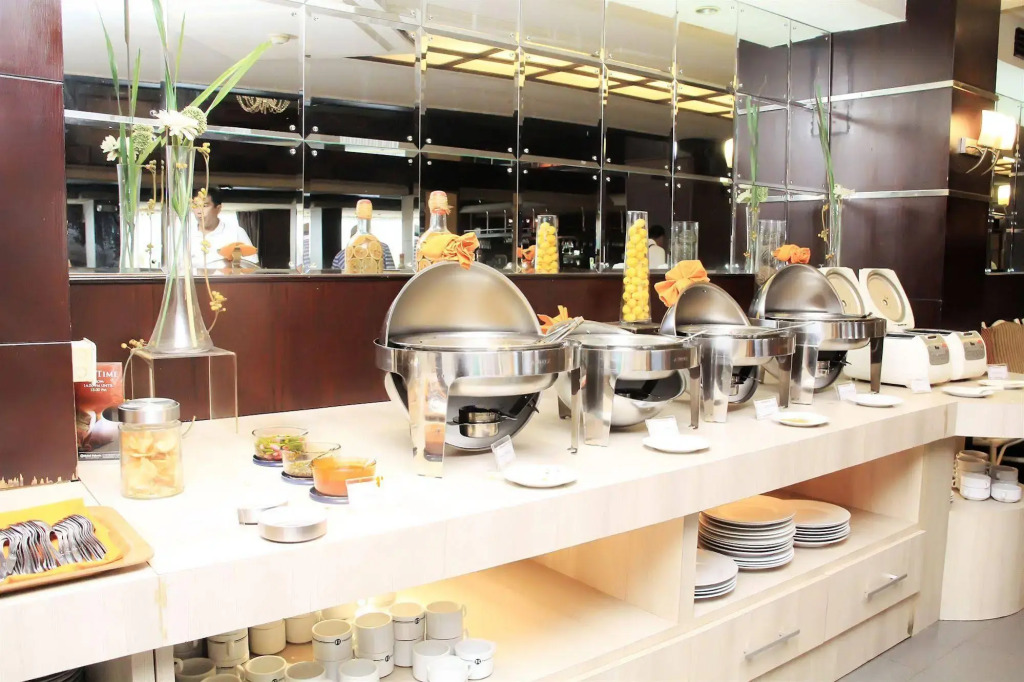 Le Polonia Hotel & Convention Medan
