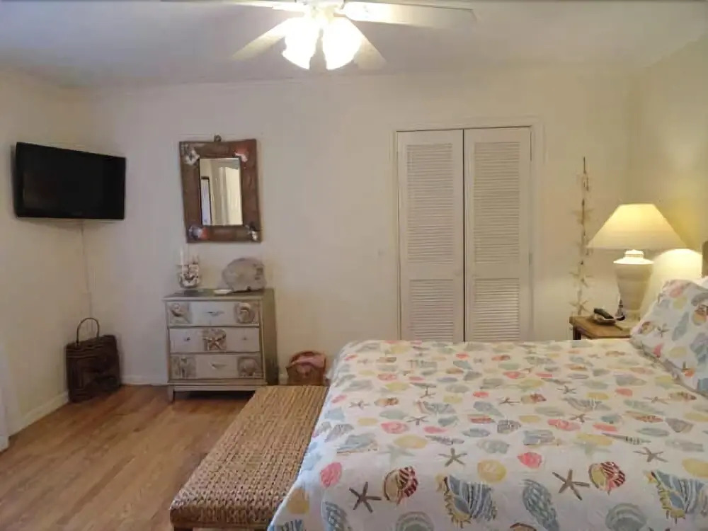 4 Beach Lovers - Unit 3