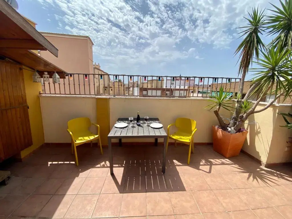 Penthouse with 45 m2 private terrace