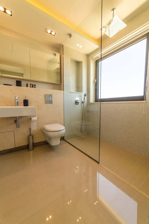 Luxury Villa Mirror - 200meters From The Beach
