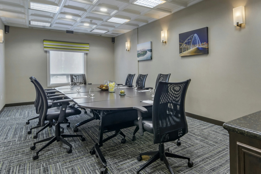 Hampton Inn & Suites Edmonton/West