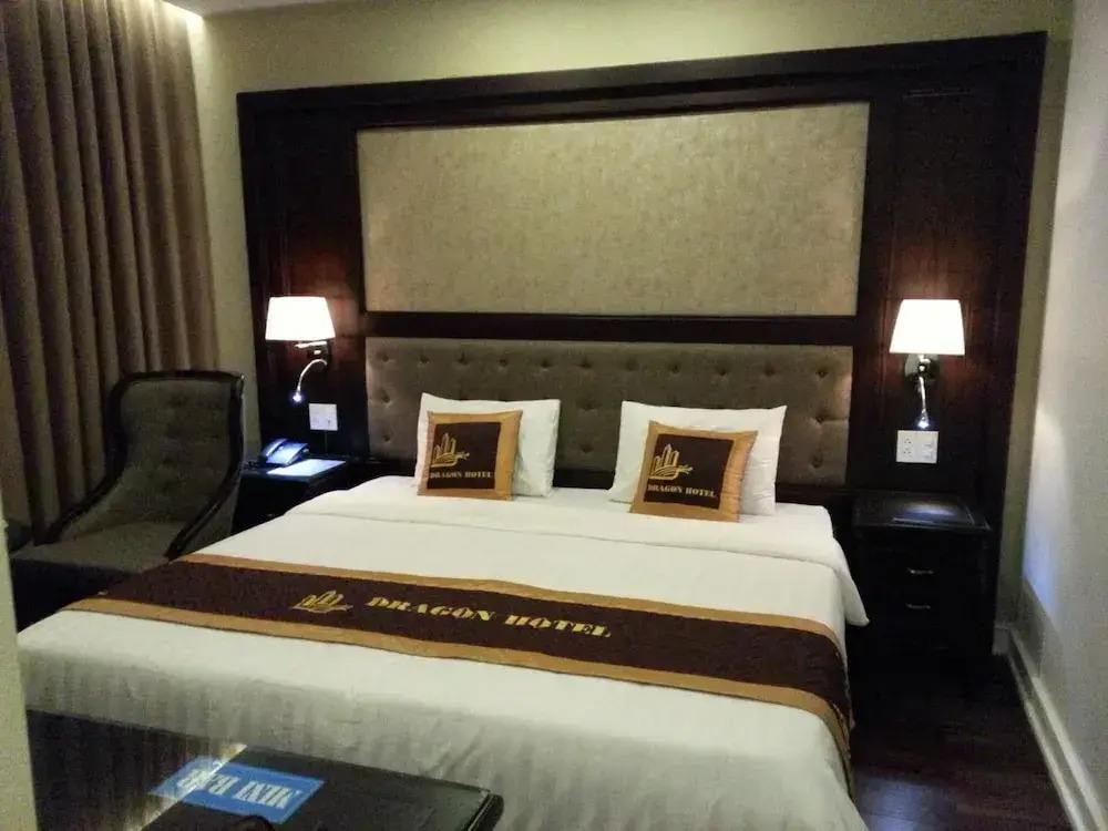 Dragon hotel