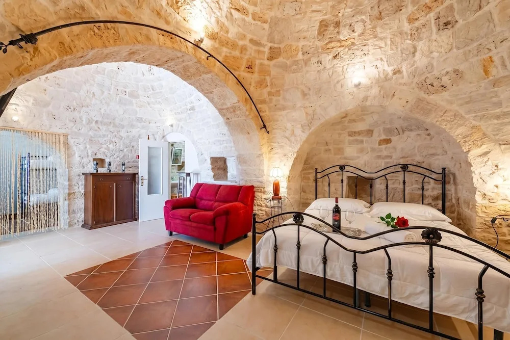 Trullo del Bosco In Martina Franca