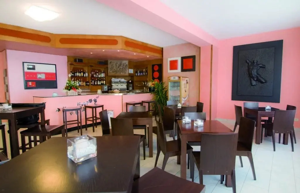 Nuovo hotel ANTHISA