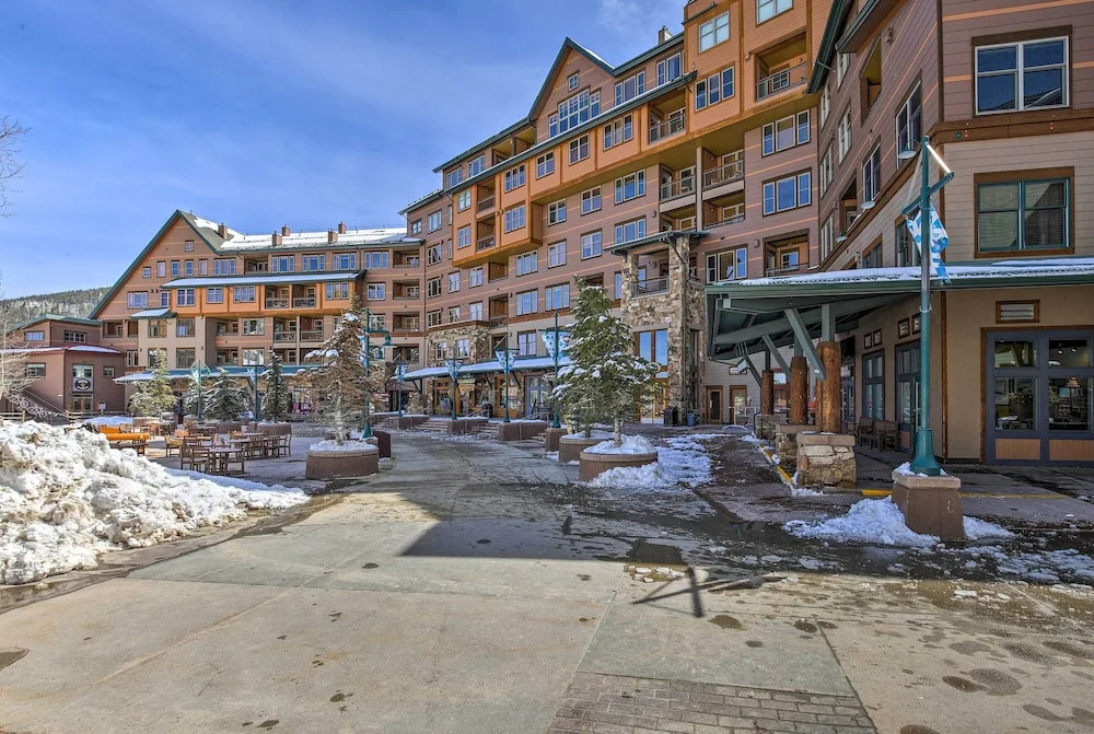 Cozy Ski-in/ski-out Winter Park Resort Condo!