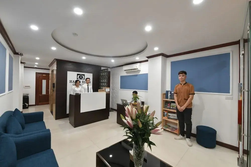 Golden Spring Hotel