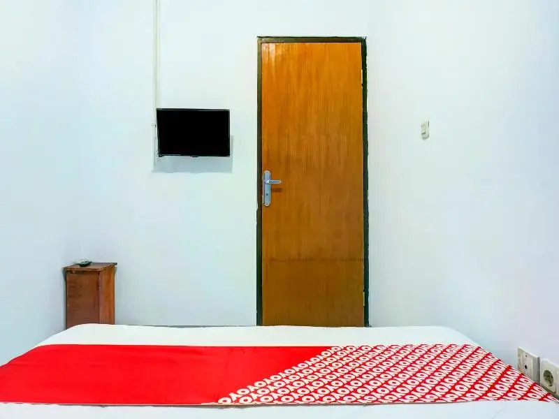 OYO 90304 Neo Central Residence