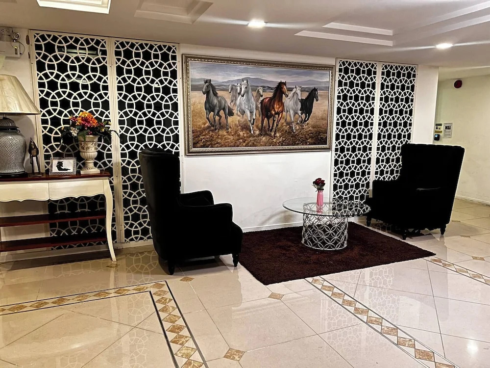 Luxurious 1-bedroom Condo With Pool Near Jomtien Beach