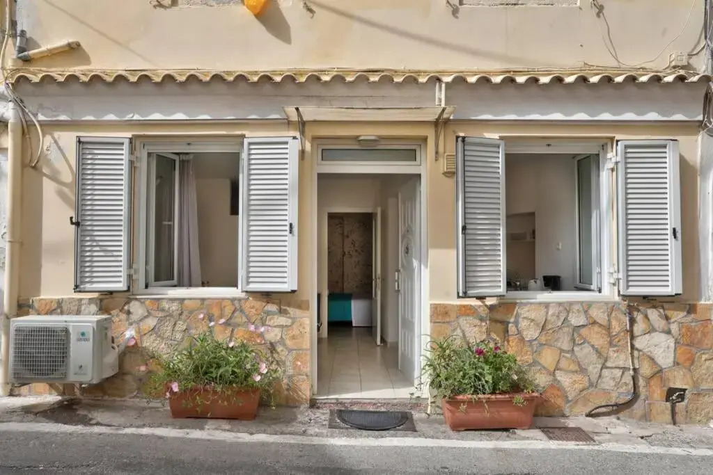 Cute 1bd apt near Corfu Port & Town