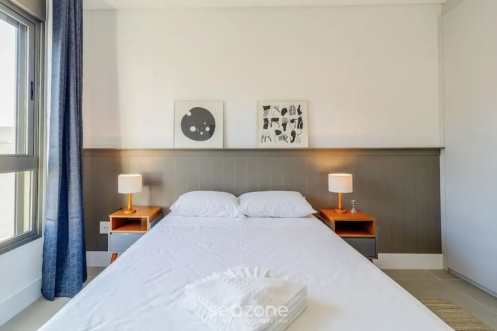 Stay in a Building With a Pool, Gym, and Leisure - SSL