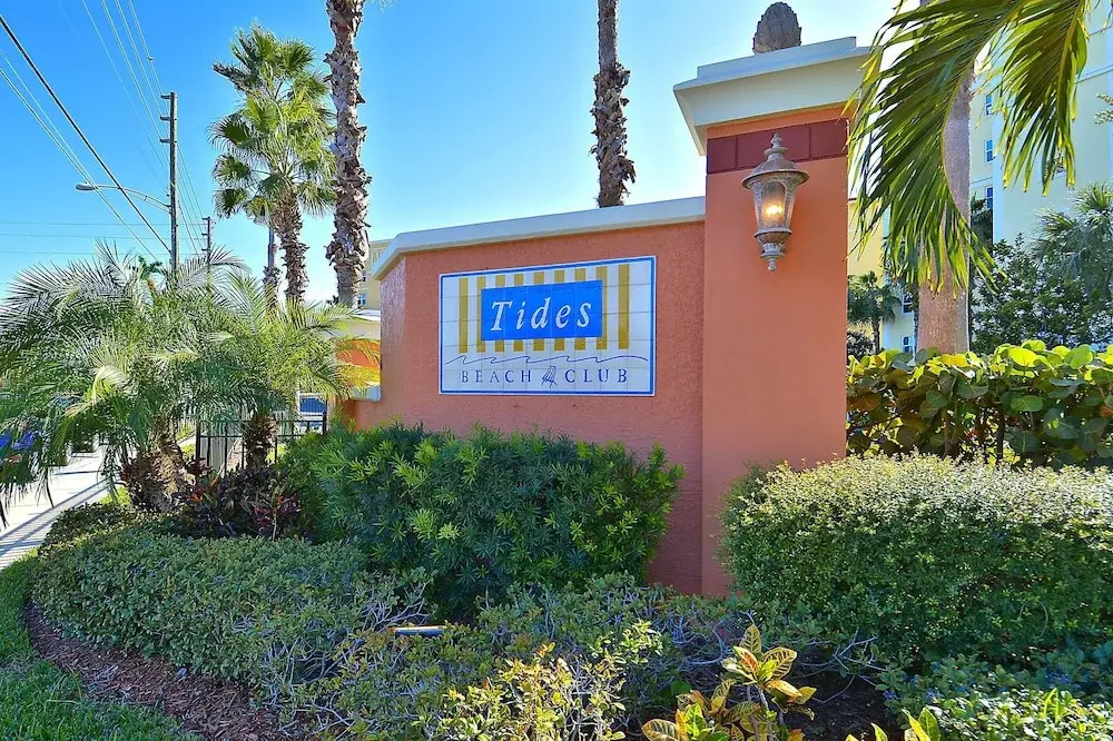 Tides 363 Luxurious Pools/hot Tubs/grills-beautiful Gulf Views