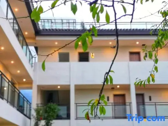 Zhangjiajie Cuiling Yishu Original Ecological Resort ( National Forest Park Zimugang Branch)