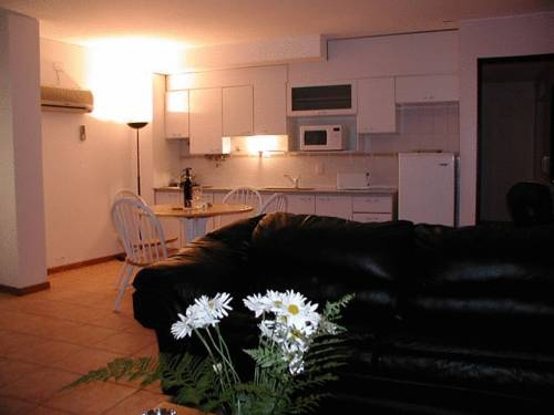 Regency Bombal Apartments