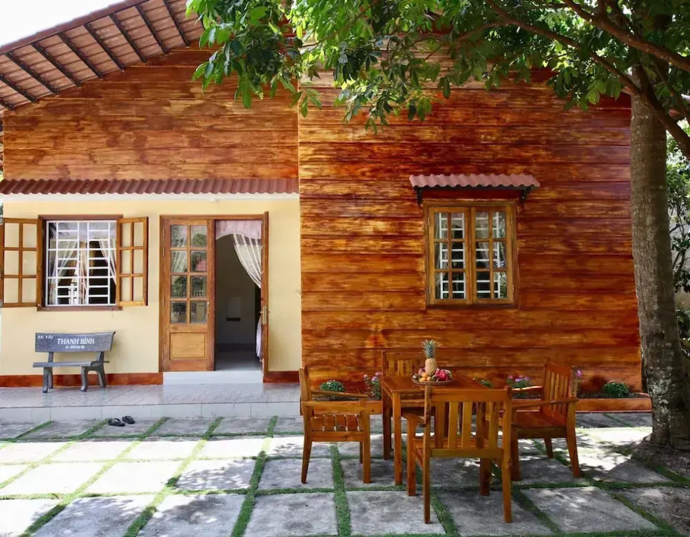 Yanns House