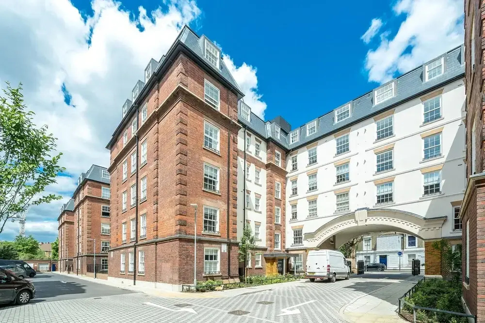 Charming apartment near Holland Park