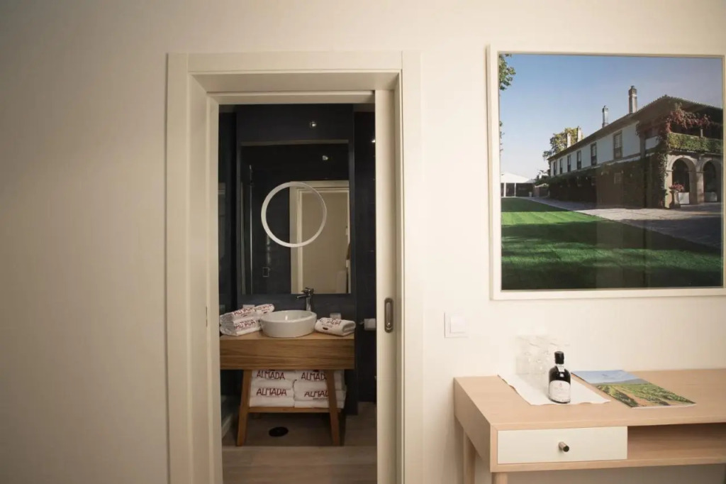 Almada Wine House - Tourism Apartments
