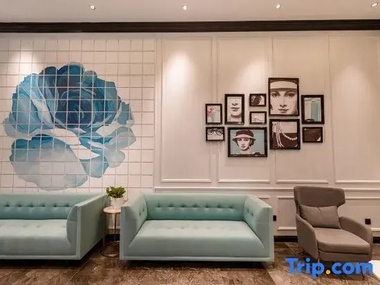 Xana Hotelle Hotel (Yinchuan High-Speed Railway Station Huaiyuan Night Market)