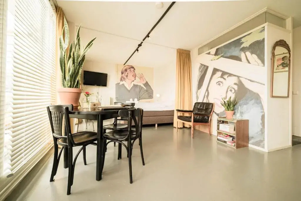 Pink Flamingo Boutique Hostel