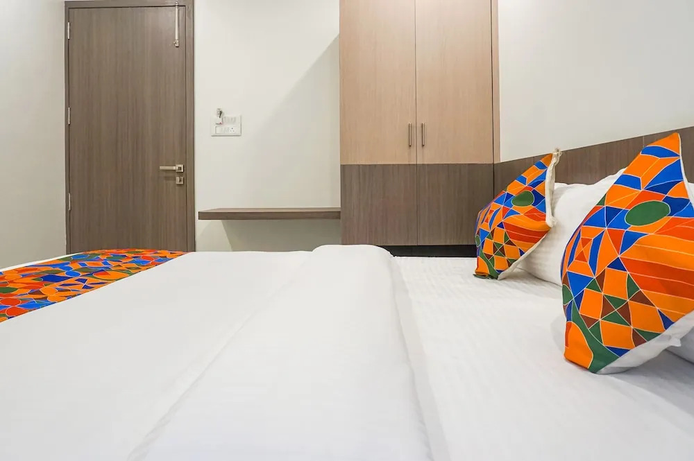 FabHotel Prime Athiti Delight Stay - Nr Shri Baneshwar Mandir, Baner