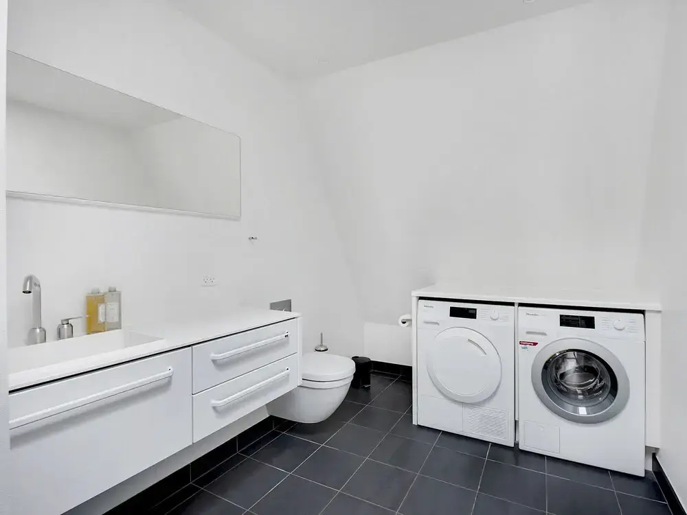 Sanders King - Popular 2-bdr Apt In Copenhagen Center