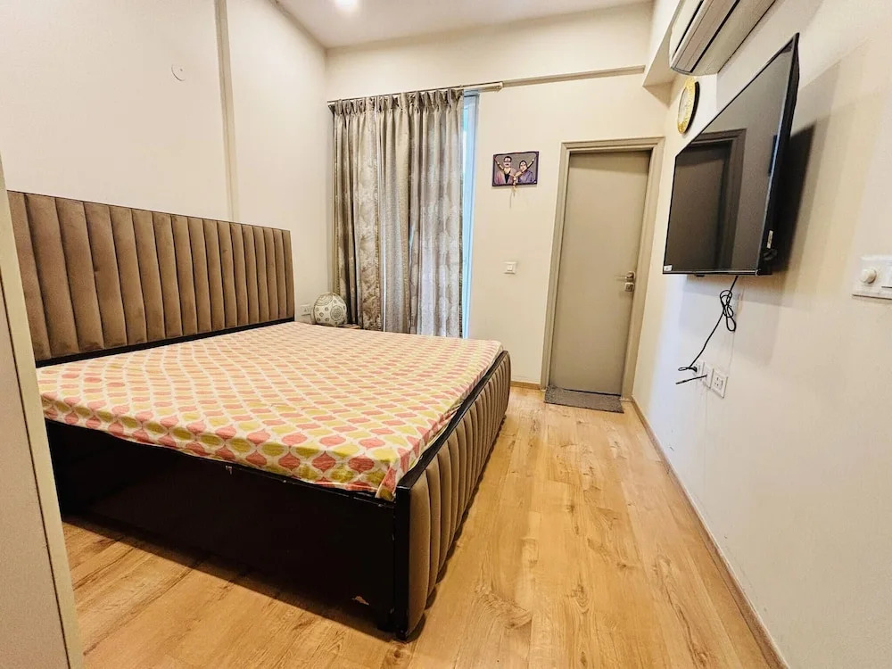 Luxurious 2-bedroom Apartment With Shared Pool in Gurugram