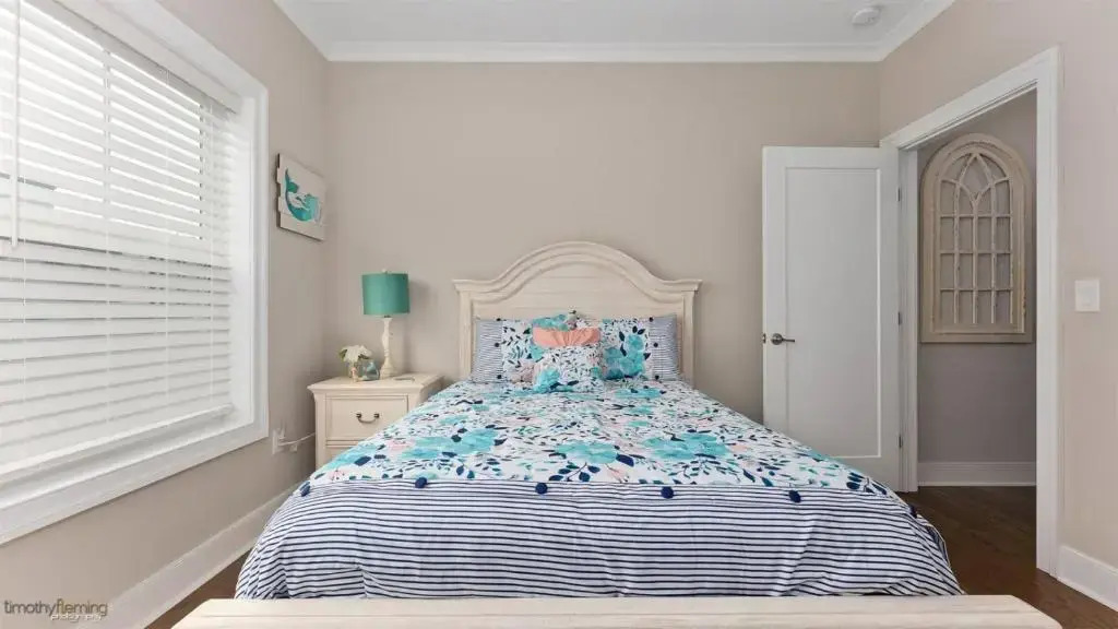 Residence 201N At The Sandcastle Condominiums