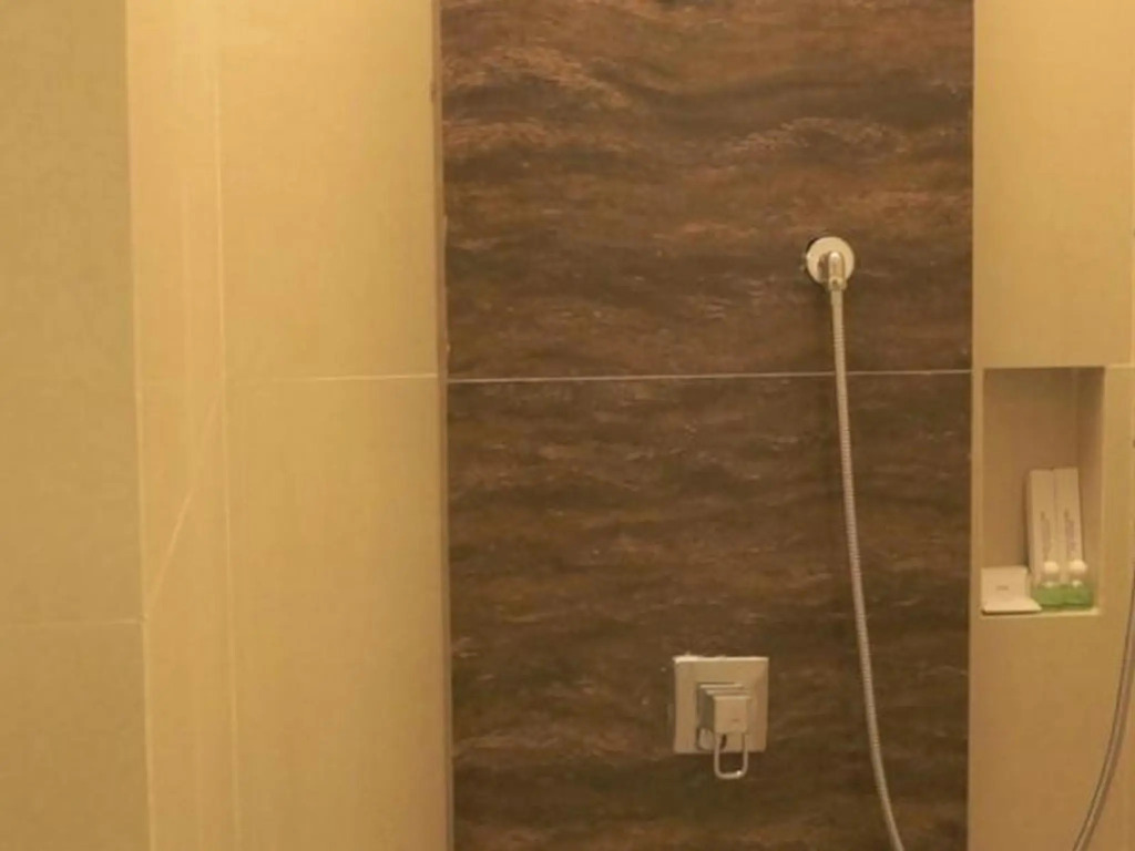 Life Emerald Hotel Surabaya