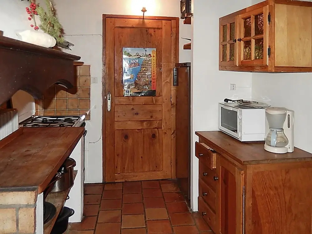 House With 4 Bedrooms in Thorame-basse, With Wonderful Mountain View,