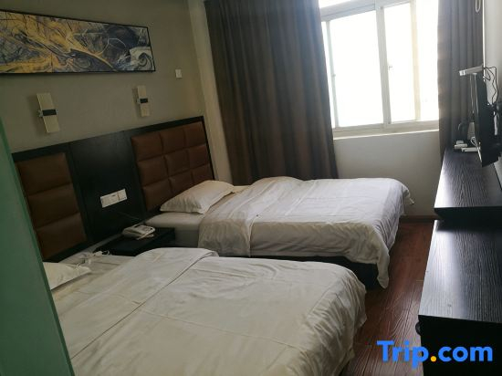 Xunjia Fashion Hotel (Zhengzhou Liulin Subway Station Branch)