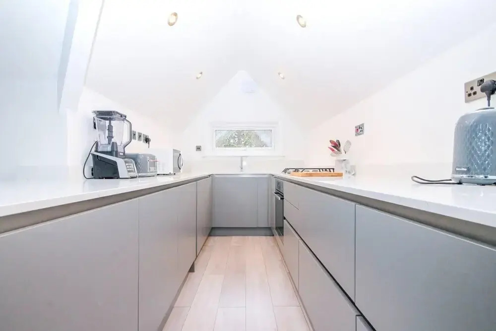 Luxury 3-bed Penthouse Apartment in Bournemouth