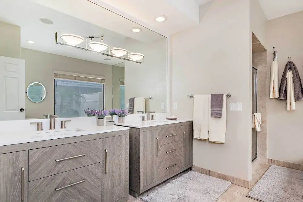 Sunny Waterfront Home by West Palm w/ Hot Tub!