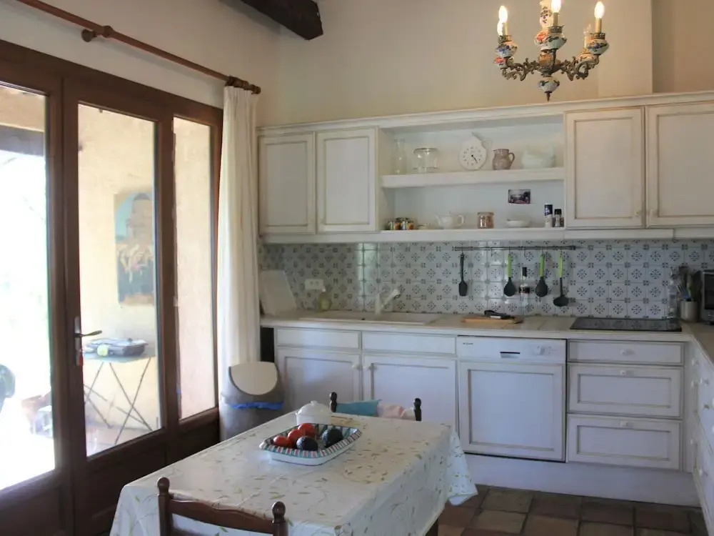 Lavish Holiday Home in Le Plan-de-la-tour With Swimming Pool