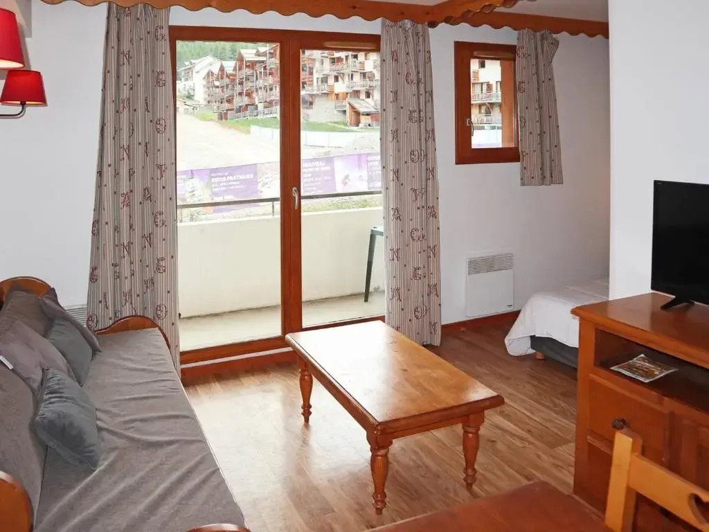 Appartement Les Orres, 2 pièces, 6 personnes - FR-1-322-438