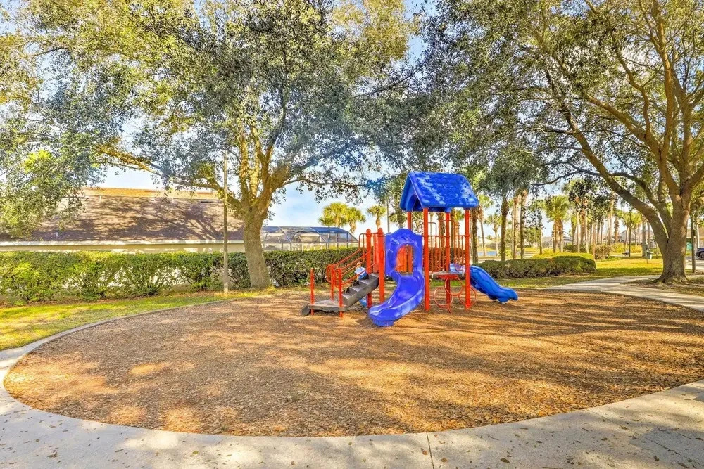 10 Mi Disney Gem: Game Room, Pool, Golf & Parks