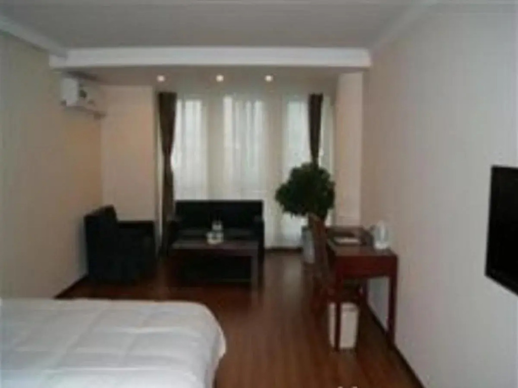 GreenTree Inn Wuxi Huishan Ancient Town Business Hotel