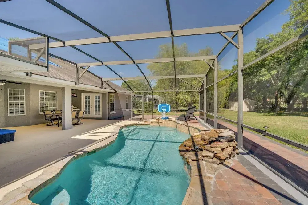 Inviting Home w/ Lanai & Pool in Kissimmee!