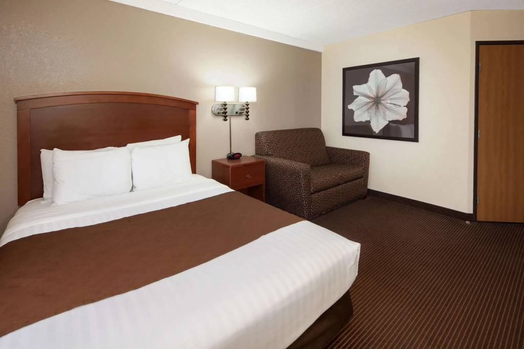 AmericInn by Wyndham Ironwood