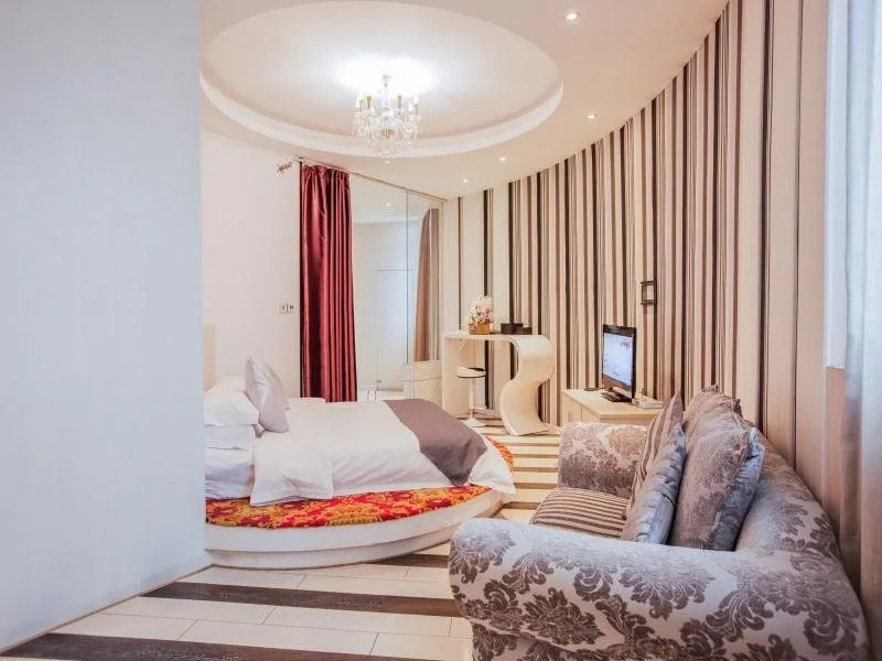 Hongjing Hotel