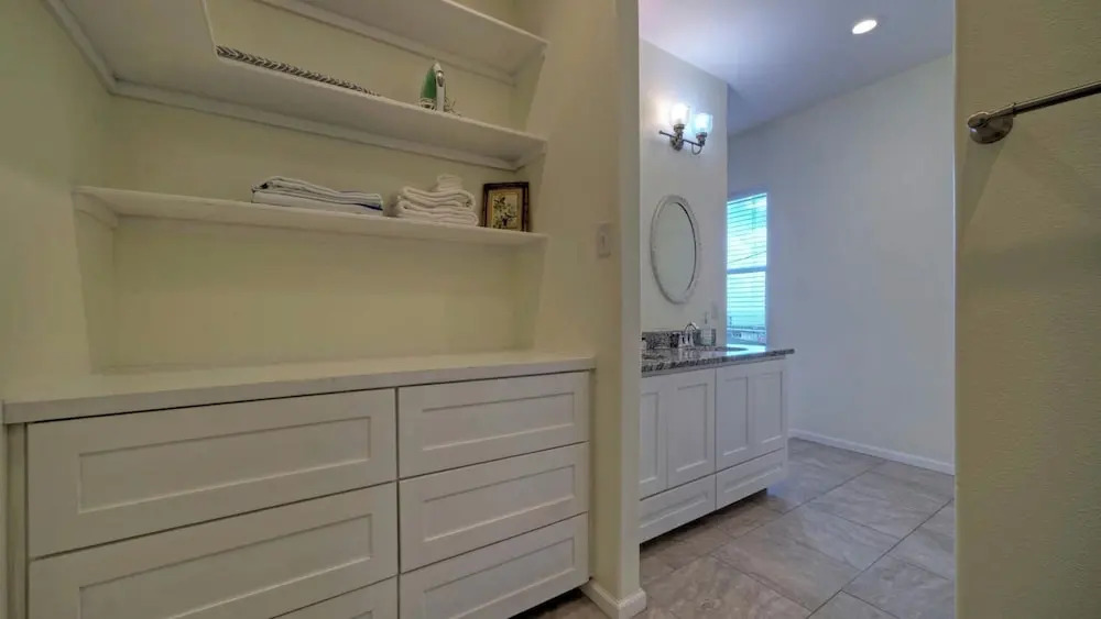 Sleeps 22 3 Homes on the Bay w/ Waterfront Pool + Boat Dock Laguna Village