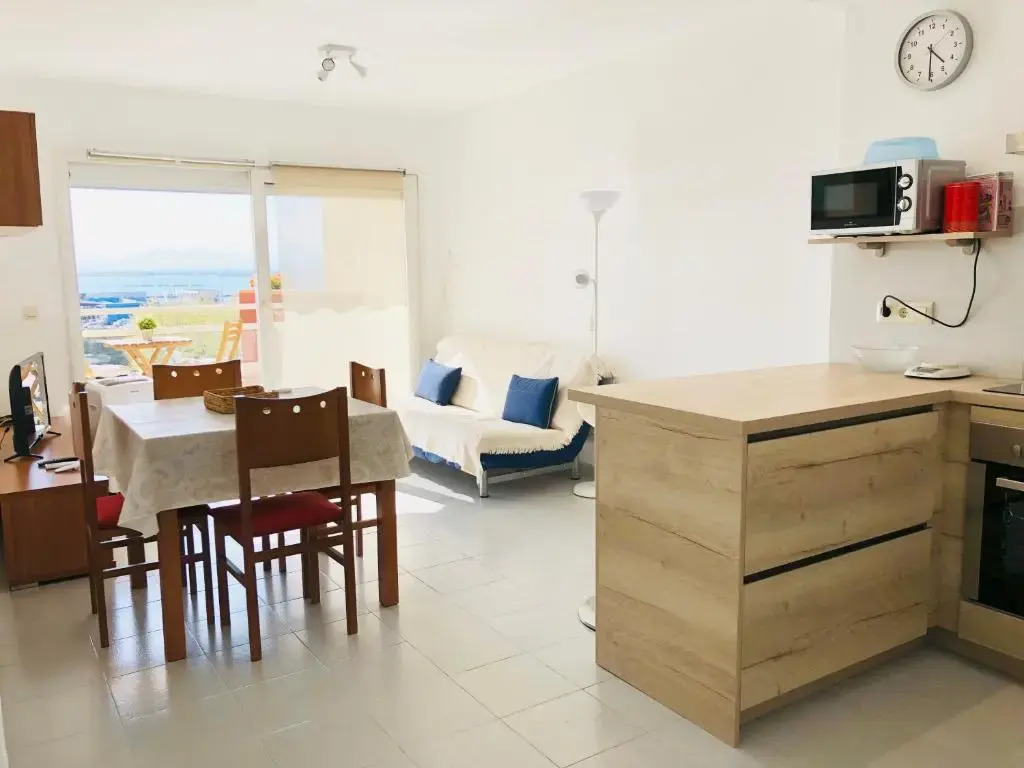 ROC MAR 3 3D - Apartamento cerca del centro y de la playa - terraza con vistas al mar y al puerto