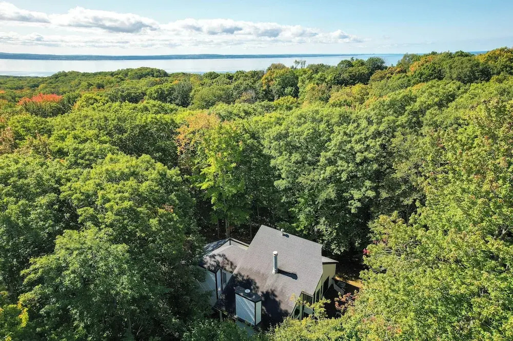 10 Mi to Nubs Nob: Modern Retreat w/ Fire Pit
