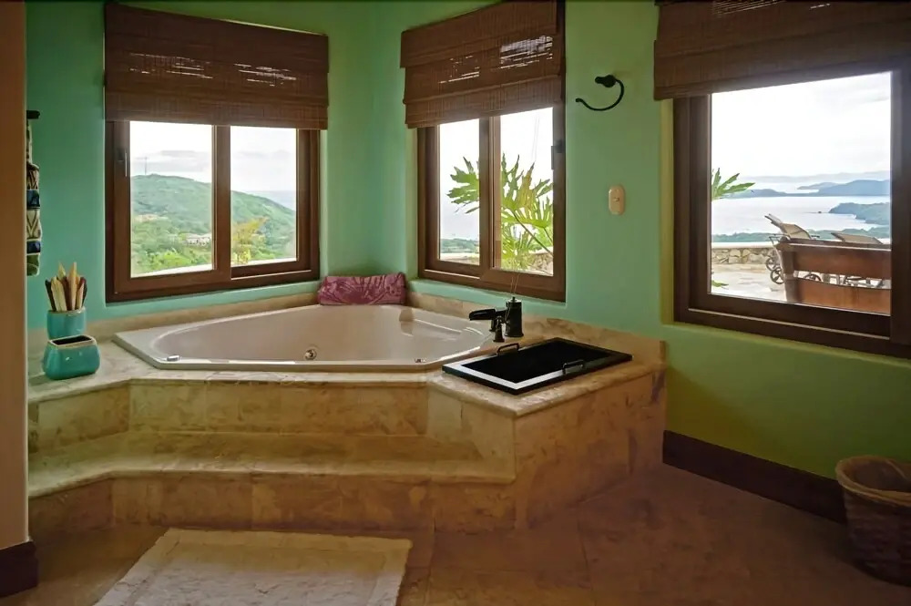 Amazing Ocean View 8 Bedroom Villa